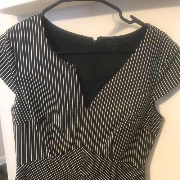 Checkered black and white dress. Size M - Picture 3 of 3
